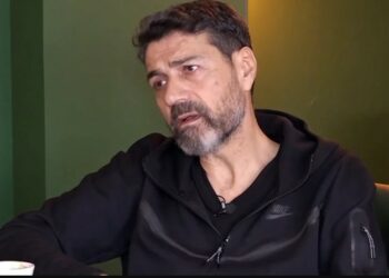 Κώστας Φαλελάκης: Με τον Μηνά Χατζησάββα ζούσαμε 25 χρόνια-Η μητέρα μου μπαινόβγαινε σε ψυχιατρείο