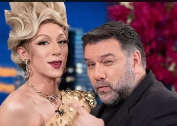 Holly Grace: Στο σχολείο με έλεγαν «γυναικούλα» και τώρα βγαίνω στην ελληνική τηλεόραση μια γυναικάρα