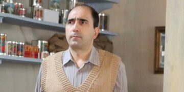 Αλέξανδρος Καλπακίδης: «Φρίκη, βλέπαμε μάνες να εκπ@ρνεύουν τις κόρες τους, 16 χρονών κορίτσια»