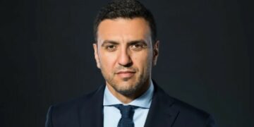 Alldaynews.gr Βασίλης Κικίλιας: Θα δώσουμε φροντίδα, άδεια παραμονής και εργασίας σε Έλληνες και Ουκρανούς πρόσφυγες