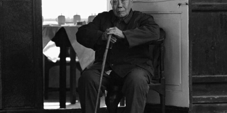 Ο τελευταίος ευνούχος της Κίνας: Τον χειρούργησε ο πατέρας του με ξυράφι, υπηρέτησε τον Τελευταίο Αυτοκράτορα και έχασε ό,τι πολυτιμότερο είχε από τον Μάο