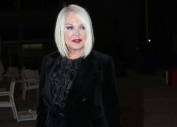 Ερωτευμένη ξανά η Ρούλα Κορομηλά: Ο κούκλος επιχειρηματίας που της έχει «κλέψει» την καρδιά