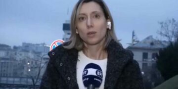 Alldaynews.gr Ουκρανία: «Θρίλερ» με τα μέλη της ελληνικής πρεσβείας – Πώς φυγαδεύονται μαζί με το συνεργείο της ΕΡΤ (video)