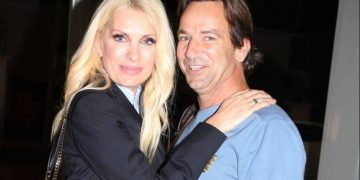 Alldaynews.gr Ελένη Μενεγάκη: Έτσι γιόρτασε τα γενέθλια του Μάκη της