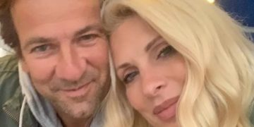 Alldaynews.gr Το φυτό που έχουν παντού στο σπίτι τους Μενεγάκη-Παντζόπουλος! Ποιος ο λόγος…