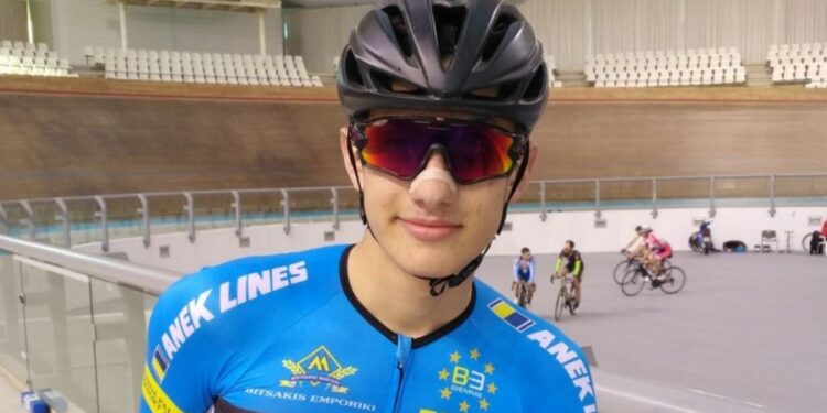 Ασύλληπτη Τραγωδία: Νεκρός ο 22χρονος ποδηλάτης Νίκος Μπιτσάκης-Σοκαριστικός ο Θάνατός του[photos]