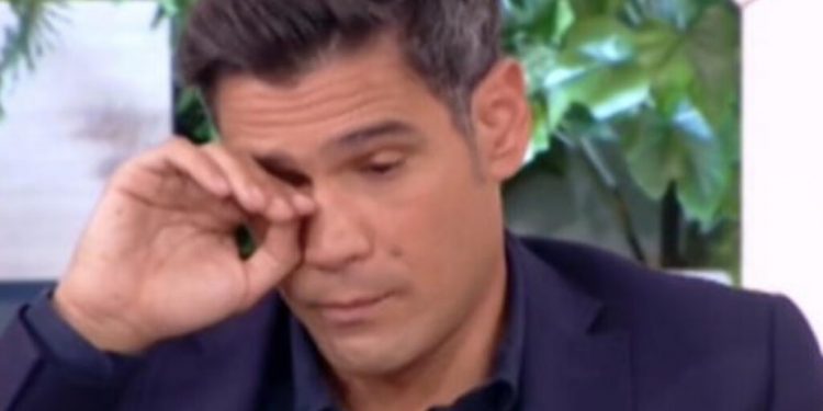 Alldaynews.gr Συγκινεί ο Δημήτρης Ουγγαρέζος: Έχω ανάγκη έναν άνθρωπο δίπλα μου (video)