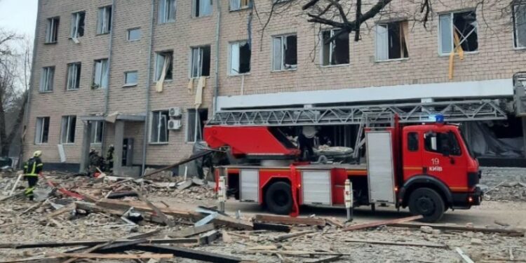 Alldaynews.gr Εισβολή στην Ουκρανία: Συγκλονιστικά βίντεο από την αιματοχυσία-Σκηνή ΣΟΚ με νεκρό ποδηλάτη