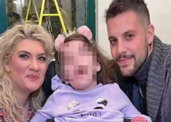 Θάνατος τριών παιδιών στην Πάτρα: Ψυχολόγος αναλύει τη συνέντευξη των δυο γονιών-Τι αποκαλύπτει