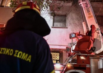 Τραγωδία στη Θεσσαλονίκη: Μητέρα με τα δύο ανήλικα παιδιά της κάηκαν ζωντανοί στο σπίτι τους