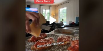 Alldaynews.gr Viral: Η πιο εύκολη πίτσα έχει γίνει η νέα τάση στο ΤikTok (video)