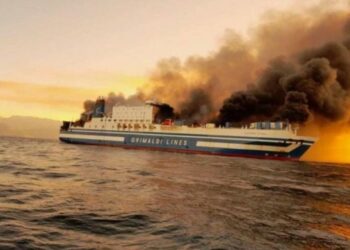 Τραγωδία ανοιχτά της Κέρκυρας: 10 οι αγνοούμενοι-2 οι εγκλωβισμένοι