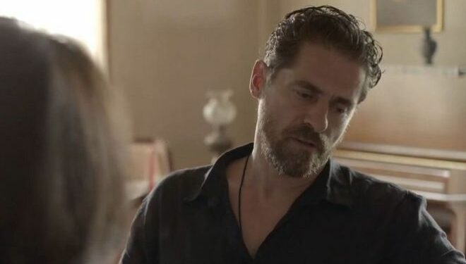 Alldaynews.gr MasterChef: Μοίραζε “γαλλικά” και ο Κουτσόπουλος τον κατσάδιασε – “Τι στόμα είναι αυτό!”