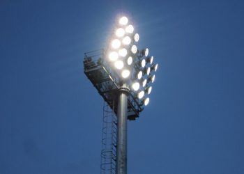 Alldaynews.gr Τραγωδία στο ισπανικό ποδόσφαιρο: Προβολέας γηπέδου κατέρρευσε και σκότωσε οπαδό