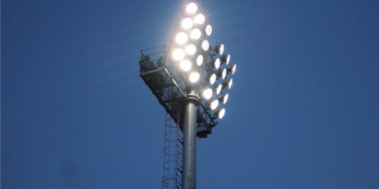 Τραγωδία στο ισπανικό ποδόσφαιρο: Προβολέας γηπέδου κατέρρευσε και σκότωσε οπαδό