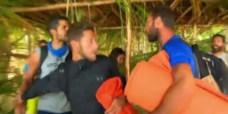 Alldaynews.gr «Θα σου σπάσω τα σαγόνια»: Ο μεγαλύτερος καυγάς στο ελληνικό Survivor που δεν θυμάται κανείς