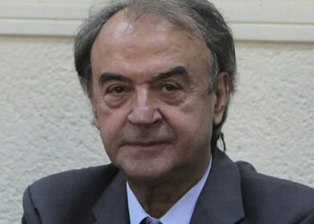 Δύσκολες ώρες για τον Δημήτρη Τσοβόλα-Διασωληνωμένος δίνει μάχη για τη ζωή του