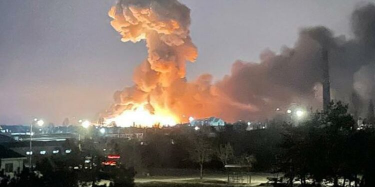 Εισβολή στην Ουκρανία: Η στιγμή που ο Βλάντιμιρ Πούτιν ανακοινώνει τη ρωσική εισβολή (video)