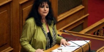 Alldaynews.gr Βαγενά: «Αφού φάγαν τα έτοιμα, τώρα δεν έχουν λεφτά» – Κόλαφος για τους μισθούς στον ΕΦΚΑ