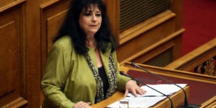 Alldaynews.gr Βαγενά: «Αφού φάγαν τα έτοιμα, τώρα δεν έχουν λεφτά» – Κόλαφος για τους μισθούς στον ΕΦΚΑ