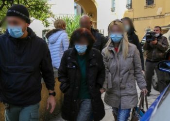 «Θα απολογηθώ εγώ που τους πήρε ο Χάρος;» – Η κυνική δήλωση της ιδιοκτήτριας του γηροκομείου στα Χανιά