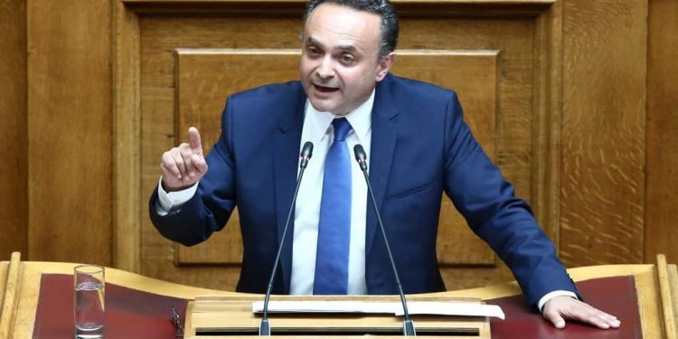 Alldaynews.gr Στιγμές αγωνίας για τον βουλευτή της ΝΔ Σταύρο Κελέτση και την οικογένειά του