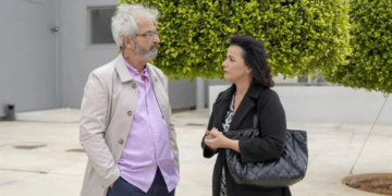 Alldaynews.gr Σασμός: Ο Τάσος διώχνει τη Σοφία από το σπίτι