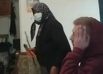 Η φάρσα εγγονού στη γιαγιά του ότι κόλλησε κορωνοϊό που έγινε viral (video)