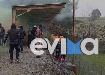 Απίστευτο ξύλο, ΜΑΤ και τραυματίες στο ματς Πισσώνας – Ρομαϊκός (video)