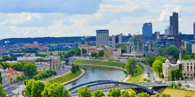 Λιθουανία: Περιορίζεται η ελευθερία λόγου λόγω του πολέμου στην Ουκρανία