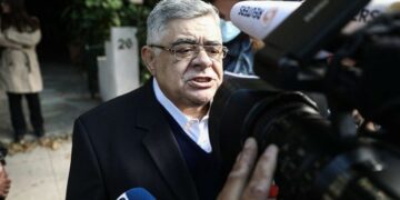 Alldaynews.gr Διασωληνώθηκε ο Νίκος Μιχαλολιάκος-Νοσεί με κορονοϊό