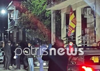 Τραγωδία-Πριν Λίγο: Σκότωσε τη γυναίκα, τα παιδιά του και αυτοκτόνησε! Γλύτωσε μόνο το 12χρονο[Οι Πρώτες Εικόνες]