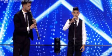 Ελλλάδα έχεις Ταλέντο: Ο 14χρονος τραγούδησε δημοτικά και κέρδισε golden buzzer-Συγκίνηση στο πλατό[video]