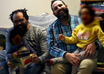 Alldaynews.gr Παντρεύτηκαν τα πρώτα ομόφυλα ζευγάρια στη Χιλή-«Τι χαρά!», σχολίασε ο πρόεδρος της χώρας
