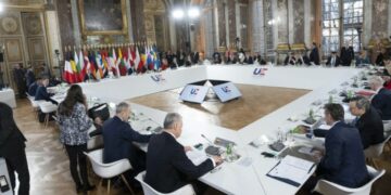 Alldaynews.gr Σύνοδος Κορυφής της ΕΕ στις Βερσαλλίες: Ολονύχτιες διαβουλεύσεις για τα μέτρα κατά της ακρίβειας – Στο τραπέζι η πρόταση Μητσοτάκη
