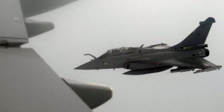 Alldaynews.gr Συνετρίβη αμερικανικό στρατιωτικό αεροσκάφος με τετραμελές πλήρωμα