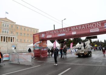 Alldaynews.gr 10ος Ημιμαραθώνιος Αθήνας: Ποιοι δρόμοι είναι κλειστοί-Οι εναλλακτικές διαδρομές για τους οδηγούς