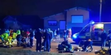 Alldaynews.gr Τραγωδία στο Βέλγιο: Αυτοκίνητο έπεσε πάνω σε πλήθος – Τουλάχιστον 5 νεκροί και πολλοί τραυματίες