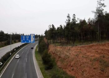 Αγνοείται ποδηλάτης στο Σέιχ Σου – Αγωνία για τη ζωή του