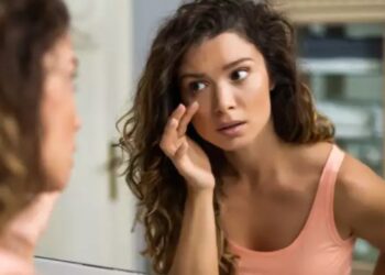 Alldaynews.gr Προσοχή! Πιθανό πρόβλημα στα νεφρά, αν αισθανθείτε αυτό σε μάτια, χέρια ή πόδια