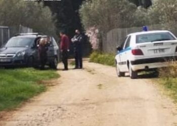 Θρίλερ στο Άργος: Πατέρας και γιος βρέθηκαν νεκροί μέσα σε κοντέινερ[photos]