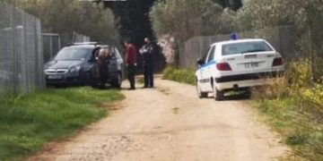 Θρίλερ στο Άργος: Πατέρας και γιος βρέθηκαν νεκροί μέσα σε κοντέινερ[photos]