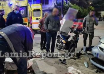 Λαμία: Σοβαρό τροχαίο με ντελιβερά σε διασταύρωση[photos]