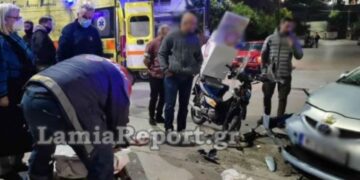 Λαμία: Σοβαρό τροχαίο με ντελιβερά σε διασταύρωση[photos]