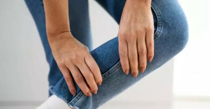 Alldaynews.gr 35χρονη ένιωθε “ηλεκτρικά κύματα” στα πόδια της: Αποδείχτηκε ότι είχε κάτι πολύ σοβαρό!