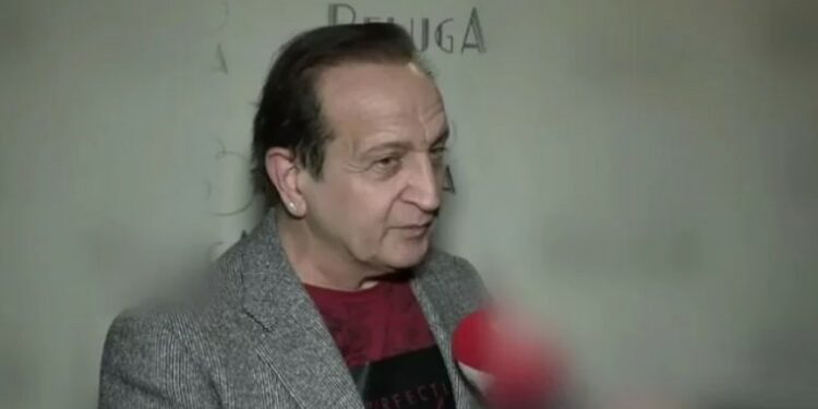 Alldaynews.gr Μπιμπίλας: Κάθε φορά που βγαίνω στα κανάλια αποφάσισα να ζητάω 200 ευρώ για το ΣΕΗ