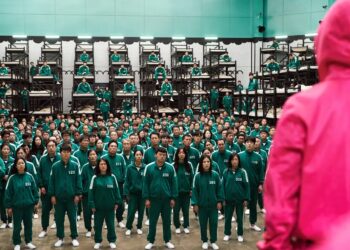 Squid Game: Η έμπνευση πίσω από τις φόρμες – Τι λέει η σχεδιάστρια για τις κόκκινες και πράσινες φόρμες