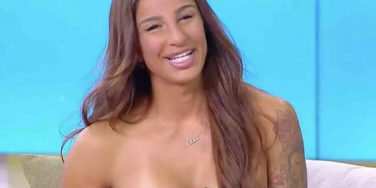 Alldaynews.gr Survivor-Αθηνά Ευμορφιάδη: Έτοιμη να γίνει ξανά μαμά!!