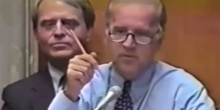 Alldaynews.gr Στη «σέντρα» ο Μπάιντεν από τη Μόσχα: Βίντεο τον δείχνει να λέει ότι ο βομβαρδισμός στο Βελιγράδι ήταν δική του πρόταση