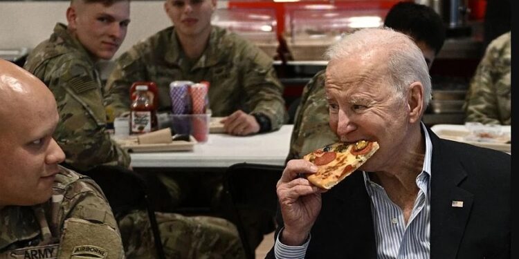 Alldaynews.gr biden2 pizza Μπάιντεν
